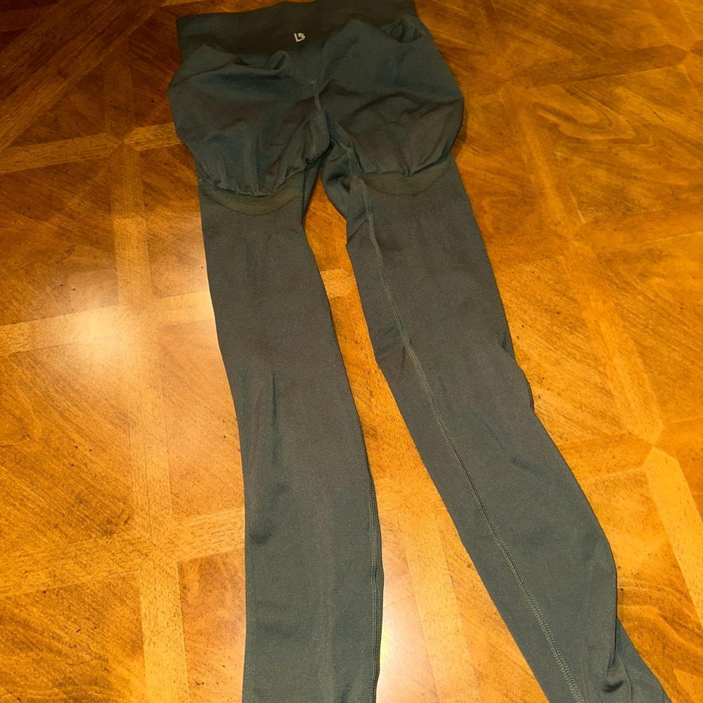 Buffbunny Collection Dark Green Leggings